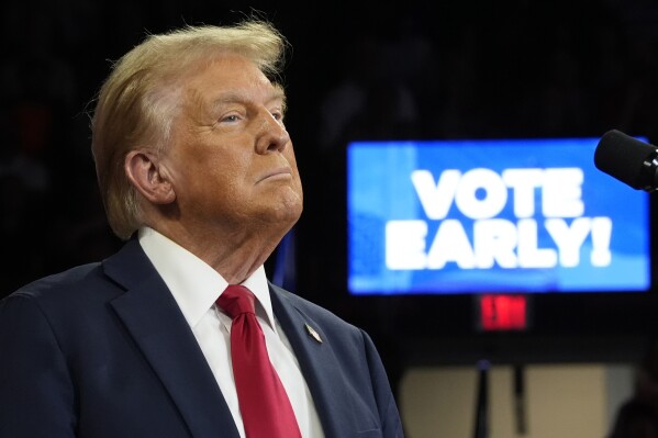 El candidato presidencial republicano Donald Trump en un evento electoral, el 9 de octubre de 2024, en Reading, Pensilvania. (AP foto/Alex Brandon)